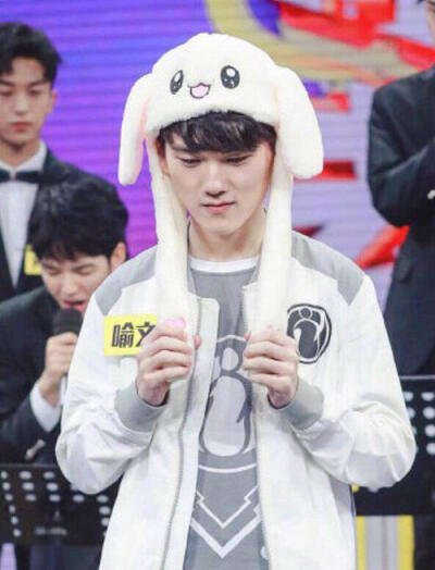 其二是在右 其二是在右